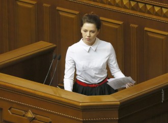 «Батьківщина» закликає парламент підтримати законопроекти щодо реформи державної служби