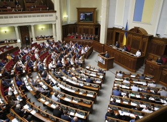 «Батьківщина» підтримала рішення парламенту не йти на літні канікули
