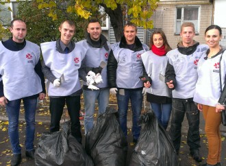 «Батьківщина Молода» очистила Київ від незаконної політичної реклами