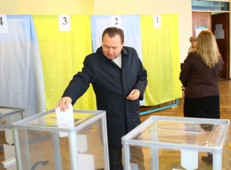 На Львівщині голосують за недійсними бюлетенями