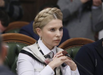 «Батьківщина» вимагає скликати збори коаліції для обговорення ситуації в країні, 21.12.2015