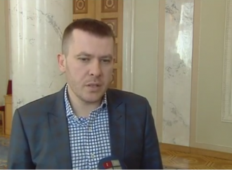 Єдиний варіант виходу з політичної кризи – заява Яценюка про відставку, 17.02.2016