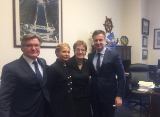 Юлія Тимошенко зустрілася зі співголовою групи підтримки України у Конгресі США