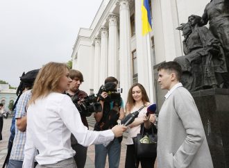 Надія Савченко та її перший робочий день у парламенті. ВРУ, 31.05.2016.