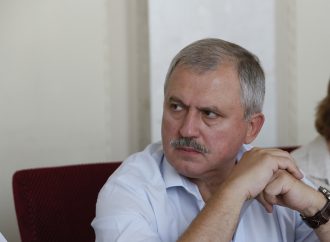 Андрій Сенченко: На терезах – доля всієї країни. За прилавком – одні й ті ж