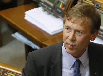 Сергій Соболєв: Уряд і президент мають понести особисту відповідальність за торгівлю на крові