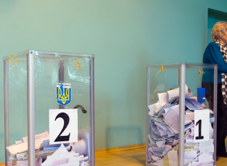 Станом на 12:00 явка виборців становить 21%