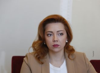 Альона Шкрум: Замість 144 «реформ», нам треба лише одна – рівність усіх перед законом