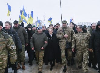 Юлія Тимошенко разом із військовими та кіборгами вшанувала подвиг Героїв Крут