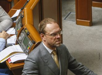 Сергій Власенко закликав Раду підтримати пропозиції щодо звільнення міністрів оборони, закордонних справ і керівника СБУ