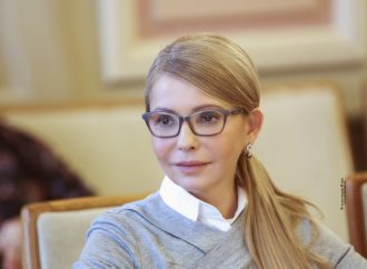 Юлія Тимошенко привітала християн західного обряду з Різдвом