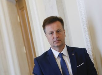Валентин Наливайченко: Замість хаотичної зміни чиновників влада має думати про захист людей та вітчизняної економіки
