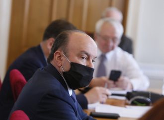 Михайло Цимбалюк: Влада мусить робити все можливе, аби заохотити своїх громадян повертатися в Україну