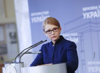 Юлія Тимошенко: Мусимо забезпечити людей доступною медичною допомогою, а лікарів – гідними зарплатами