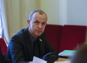 «Батьківщина» наполягає на посиленні захисту журналістів та їхніх сімей