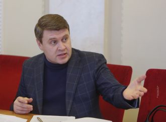 Вадим Івченко: Урядовці навіть не намагаються чути українців, а діють винятково за відомим лише їм самим планом