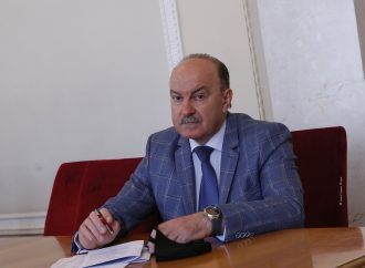 Михайло Цимбалюк: Село без пошти, пенсія на картку?