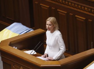 Олена Кондратюк: Ми, українці, зробимо все, щоб повернути вкрадені ворогом землі, й примножимо щастя і велич українського народу