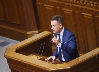 Валентин Наливайченко: Ключові відомства, які відповідають за оборону України, мають очолювати професіонали