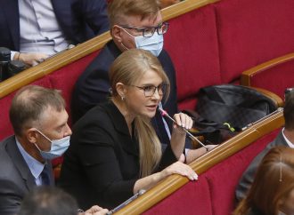Юлія Тимошенко закликала уряд спростити процедуру сертифікації кисневих станцій
