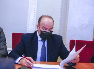 Михайло Цимбалюк: Дефіцит Пенсійного фонду України негативно вплине на доходи пенсіонерів у 2022 році