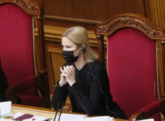 Олена Кондратюк: Донецьк – це Україна! Луганськ – це Україна!