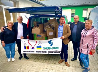 На Буковині «батьківщинівець» узяв шефство над дітьми-переселенцями