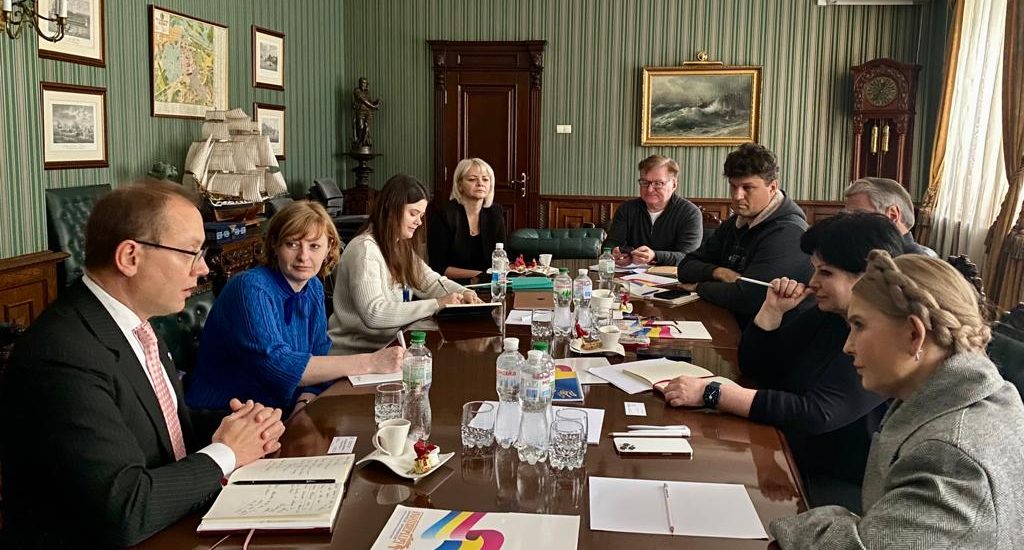 Юлія Тимошенко зустрілася з директором НДІ в Україні