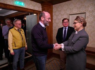Юлія Тимошенко зустрілася з делегацією Європарламентарів-членів ЄНП