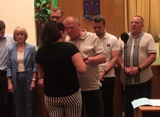 В Чернігівській обласній раді вшанували загиблих захисників