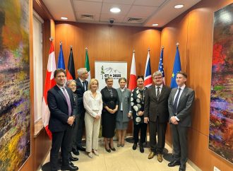 Юлія Тимошенко зустрілася з послами  G7