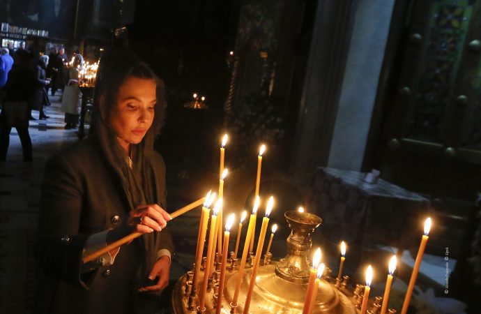 Молитва Юлії Тимошенко біля Плащаниці у Володимирському соборі, 10.04.2026